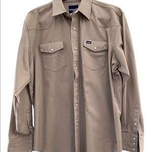 🎉SALE🎉Wrangler Vintage Men’s Pearl Snap Long Sleeve XL